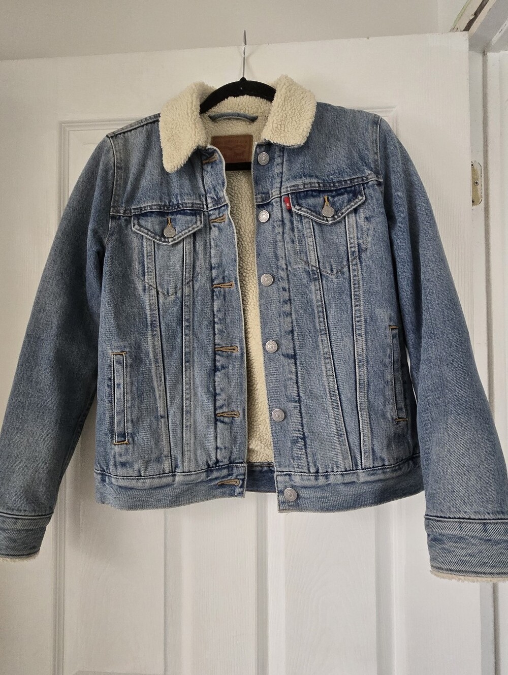 Levi's Women's Sherpa Collar Light Blue Denim Jacket, Size XS